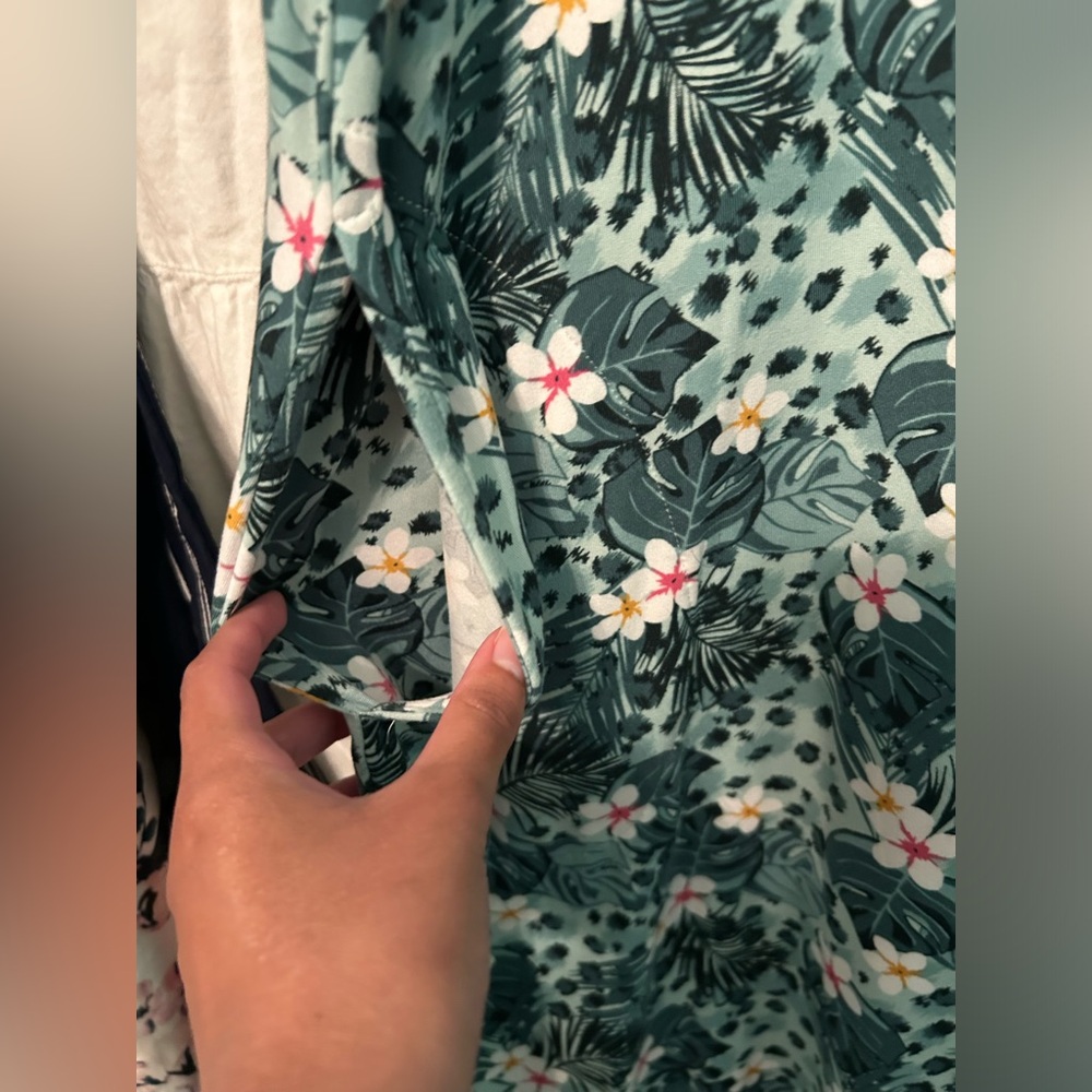 Green Leopard Floral Dress - Picture 4 of 7